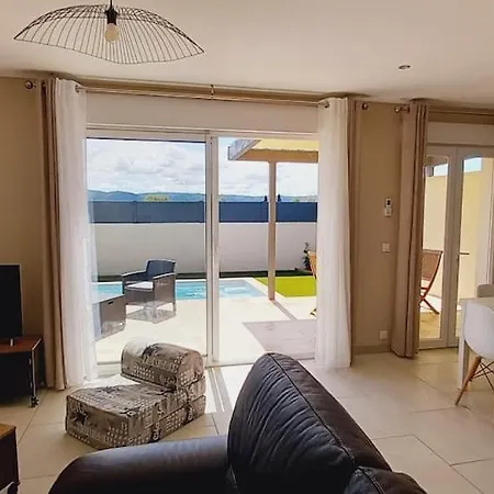 Neuve Avec Piscine Chauffee Dans Le Luberon Holiday home Villeneuve (Alpes-de-Haute-Provence)